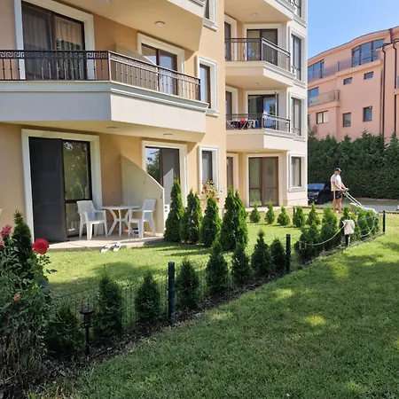 Orchid Apartment Golden Sands