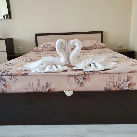 Orchid Apartment Golden Sands