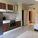 Orchid Apartament *